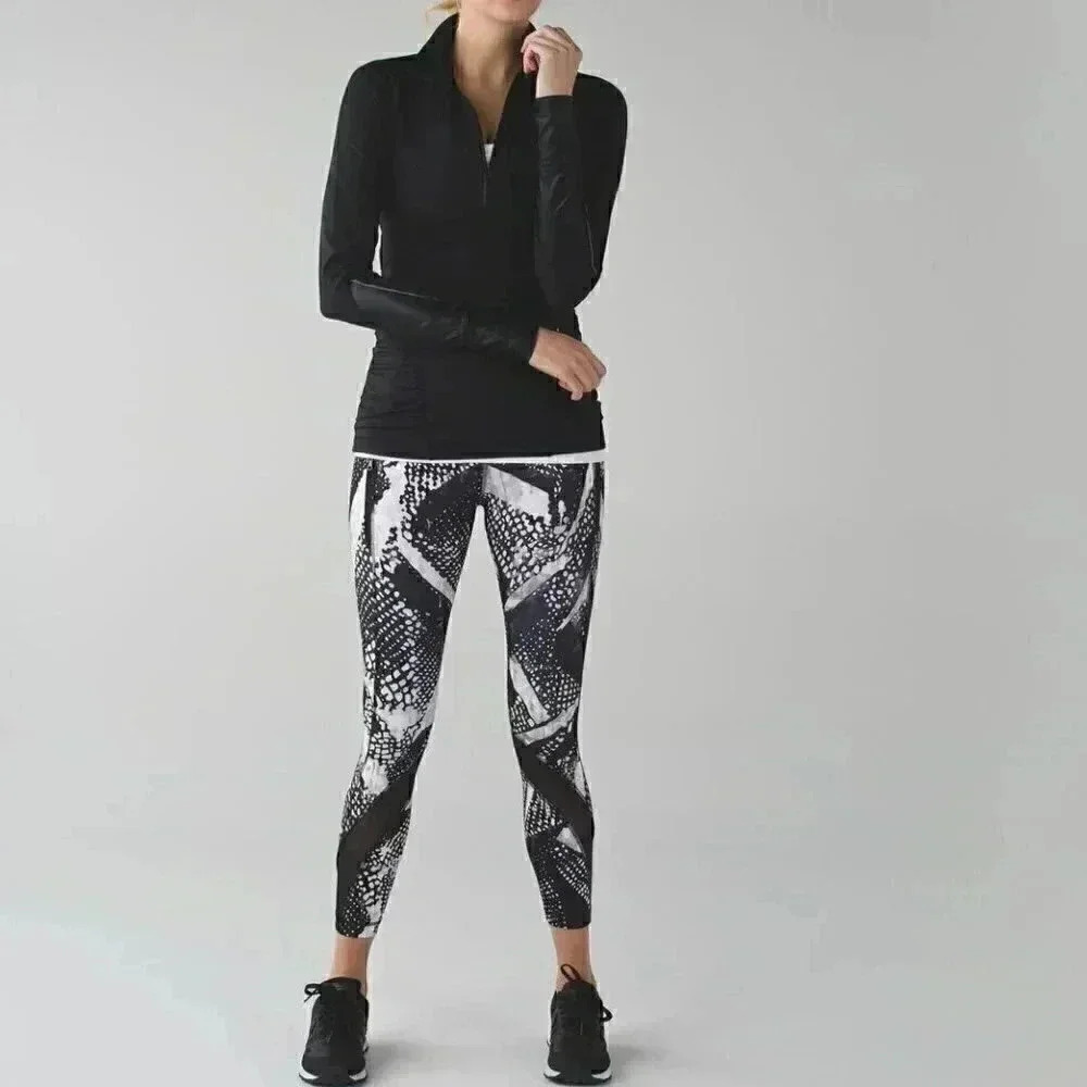 Lululemon Inspire  Tight II (Mesh) Luxtreme Static Mist White Black leggings 6